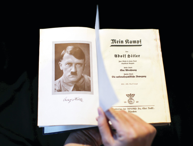 הספר &quot;מיין קמפף&quot;. צילום: רויטרס