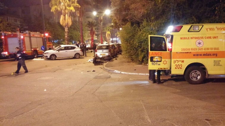זירת התאונה ברחובות. צילום: דוברות מד&quot;א