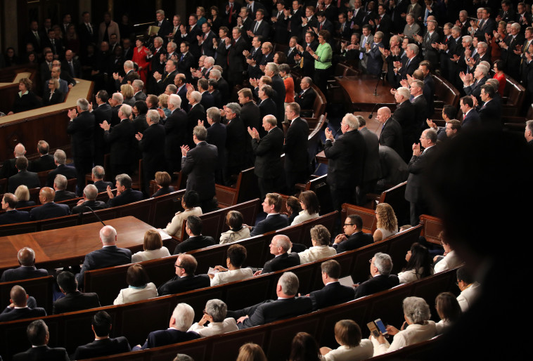 בית מפולג. צילום: רויטרס