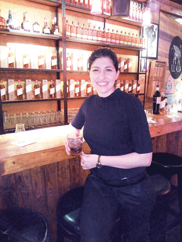 &quot;עולם האלכוהול נשלט על ידי אנשים שעושים דברים טובים, המגדר לא רלוונטי&quot;. עדיה לאנג, צילום: נמרוד כץ