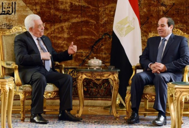 אבו מאזן וא-סיסי. צילום: AFP