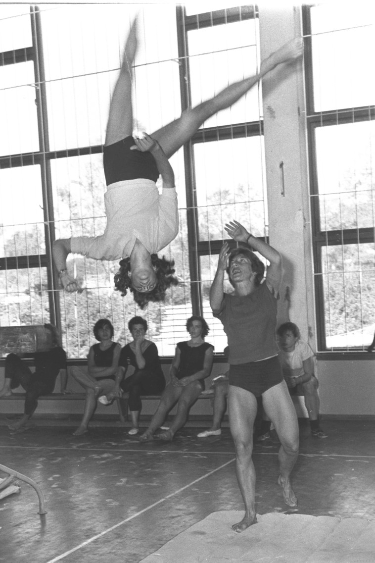 קלטי כמאמנת במכון וינגייט. צילום: פריץ כהן, לע&quot;מ