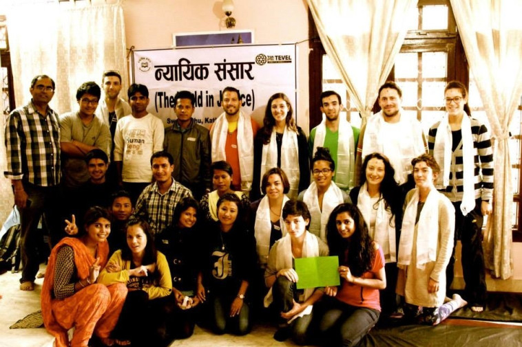 המתנדבים הישראלים בנפאל. צילום: ארגון תבל בצדק