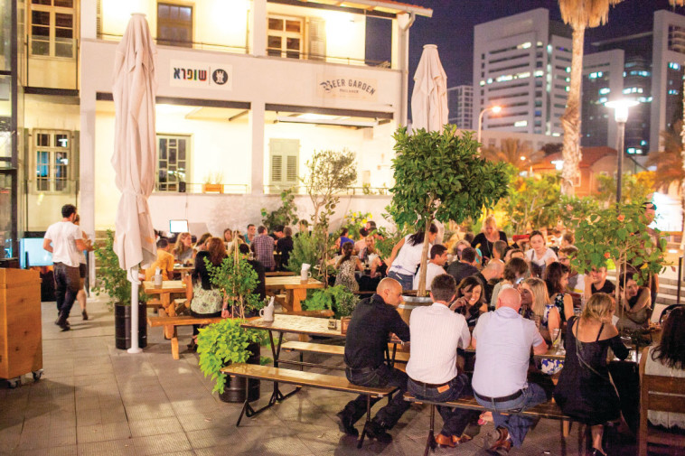 ביר גארדן בשרונה, צילום: אנטולי מיכאלו, יח&quot;צ