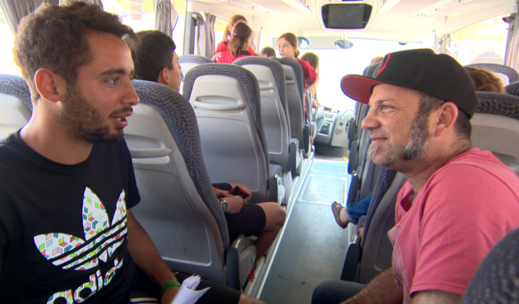 שאנן סטריט ב&quot;אהבת חיי&quot;. קליל, סימפטי ומתחבר למצלמה. צילום: יח&quot;צ, ערוץ הספורט