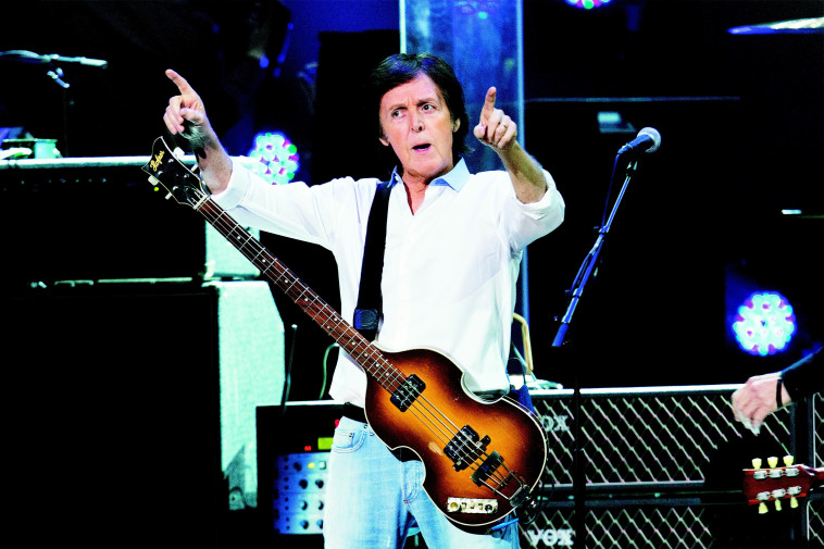 פול מקרטני. היכה בטעות את אדי ודר. צילום: רויטרס