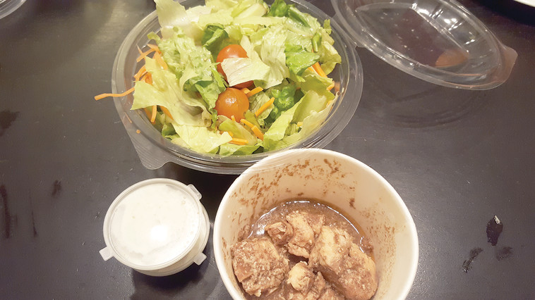 סלט קיסר ב&quot;אדרבא&quot;. צילום פרטי