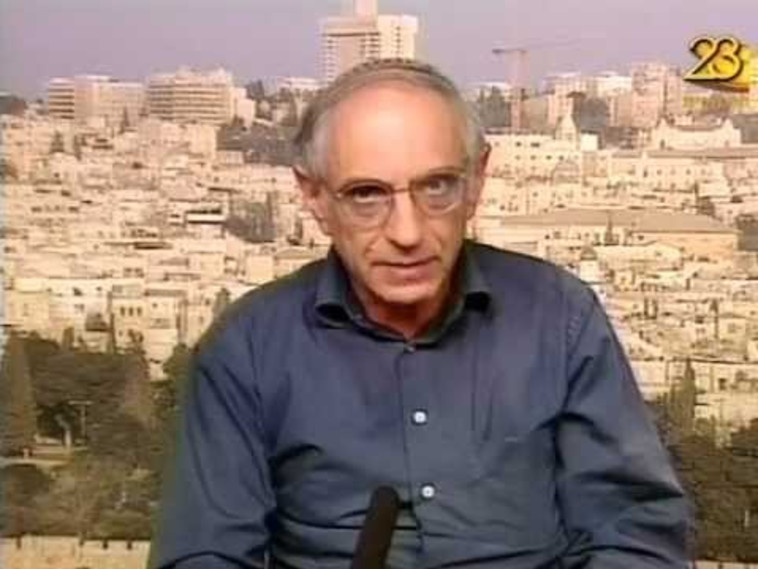 כהורים שכולים, נרגיש פגועים&quot;. אריה בכרך. צילום מסך: יוטיוב&quot;