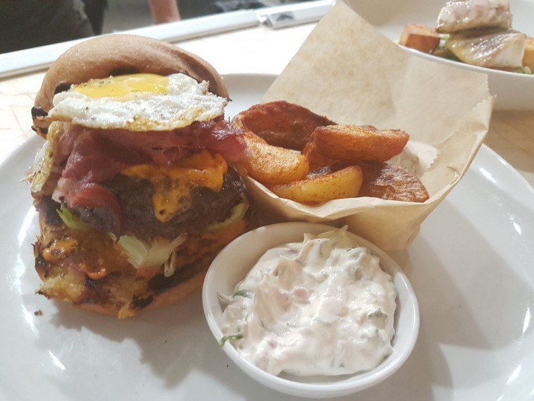 מנות ספיישל. עצמאות באברטו. צילום: יח&quot;צ