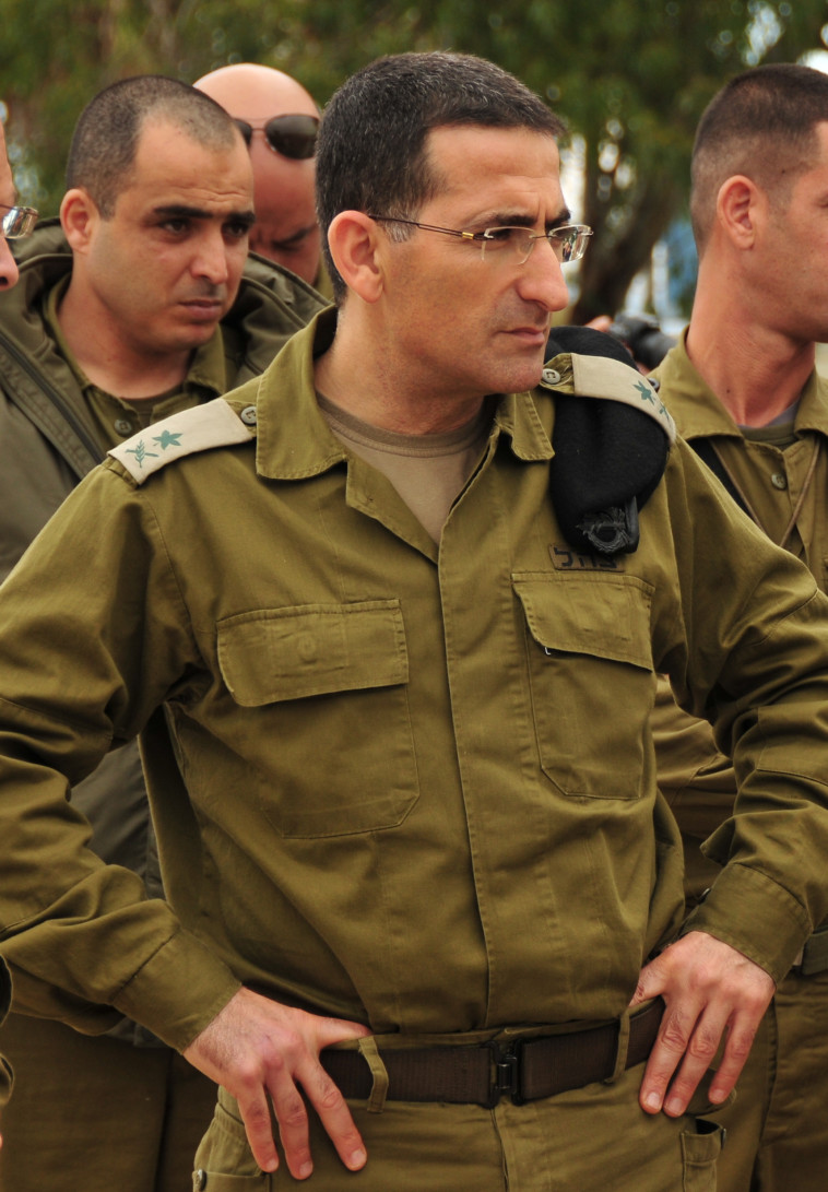 מפקד זרוע היבשה. נפרד מהפקוד שלו. צילום: דובר צה"ל מפקד זרוע היבשה. נפרד מהפקוד שלו. צילום: דובר צה"ל