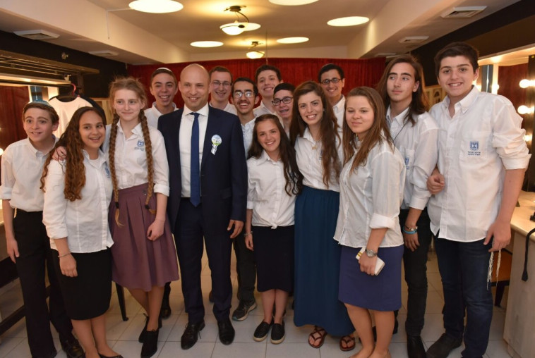 השר בנט. &quot;כותבים פרק נוסף לתנ&quot;ך&quot;. צילום: שלומי אמסלם