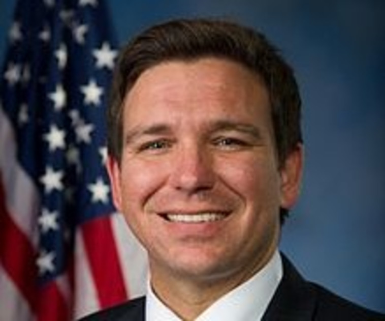 לשנות את העמדה האמריקאית כלפי הסכסוך הישראלי-פלסטיני. חבר הקונגרס דסנטיס. צילום: ויקיפדיה