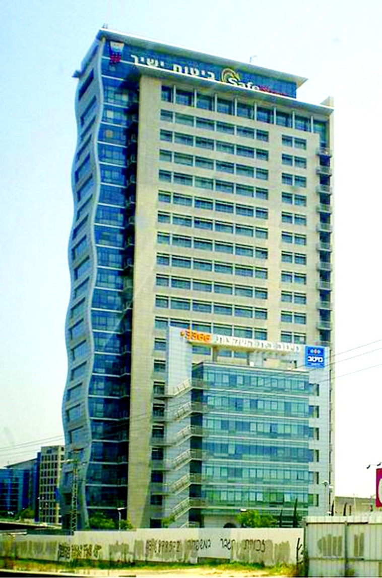 בניין ביטוח ישיר, צילום: דוד שי