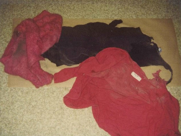 הבגדים שלבשה קויפר בזמן מותה. טוויטר