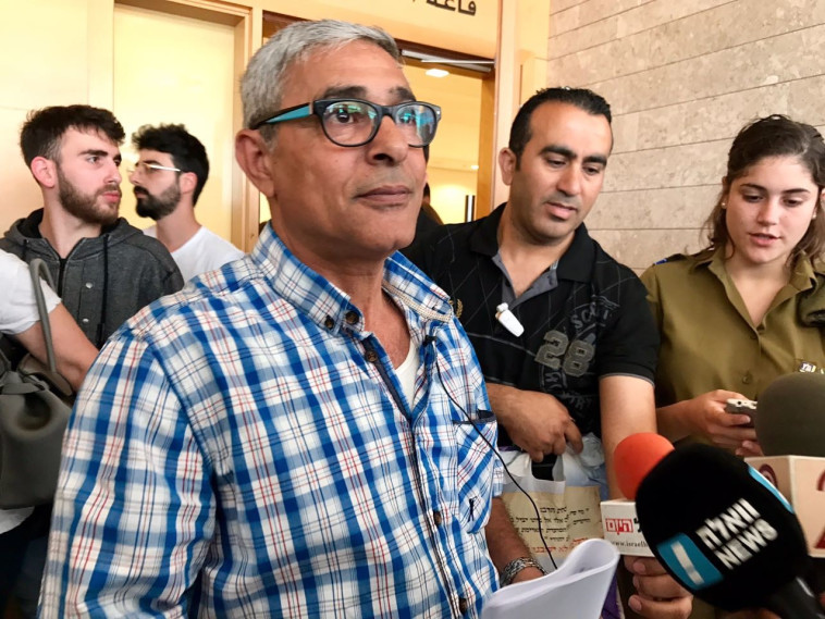 ,כסף גדול קונה צדק". עזר גריידי. צילום: מור שמעוני