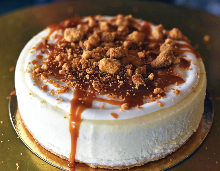 עוגות גבינה, ג'לטריה. צילום: אורי עשת