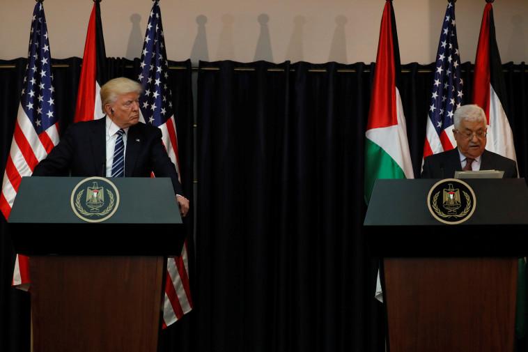 הנתק מקרב פיצוץ? אבו מאזן ודונלד טראמפ, צילום: רויטרס