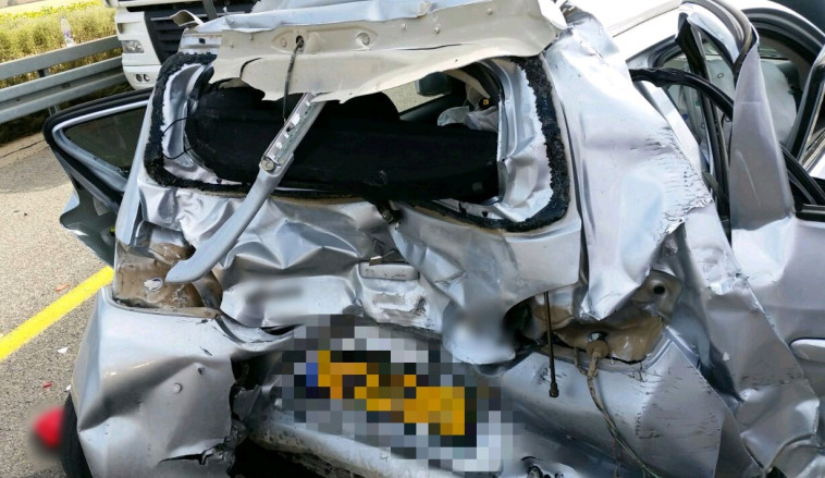 הרכב ההרוס בזירת האירוע. צילום: תיעוד מבצעי מד&quot;א