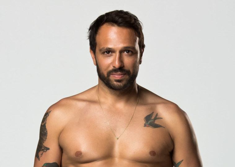 יוסי בובליל. שלח לעבר מעיין מבט נוזף. צילום: אוהד רומנו