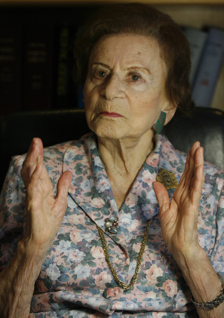 מבקרת המדינה לשעבר מרים בן פורת. מהביקורת שלה החלו החקירות בשנות ה-90. צילום: מיכל פתאל, פלאש 90