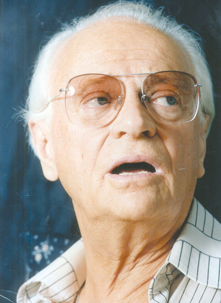 אפרים קישון. &quot;חוש הומור הונגרי מיוחד&quot;. צילום: ראובן קסטרו