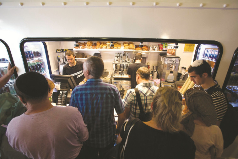 &quot;נעודד חברות מקומיות&quot;. סופר קופיקס, צילום: יונתן זינדל, פלאש 90