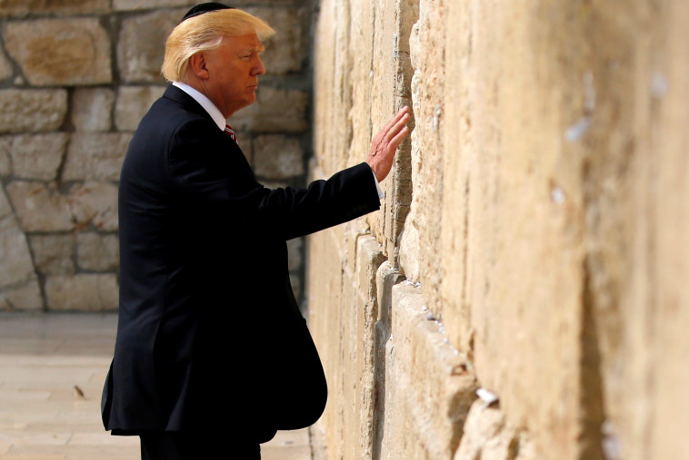 דונלד טראמפ בכותל. צילום: רויטרס