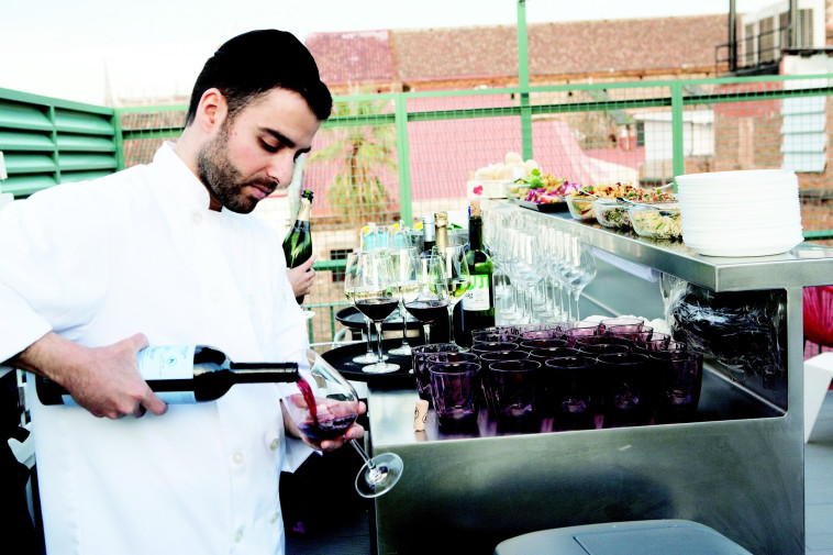 משגיח כשרות ושף צמוד של AIR CHEF צילום:  חנה כצנלסון