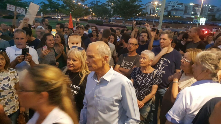 חבר הכנסת עומר בר לב