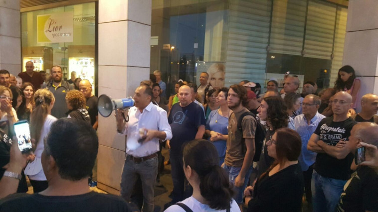 התושבים מתלוננים - &quot;הפרעה לשבת&quot;. צילום: אלון חכמון