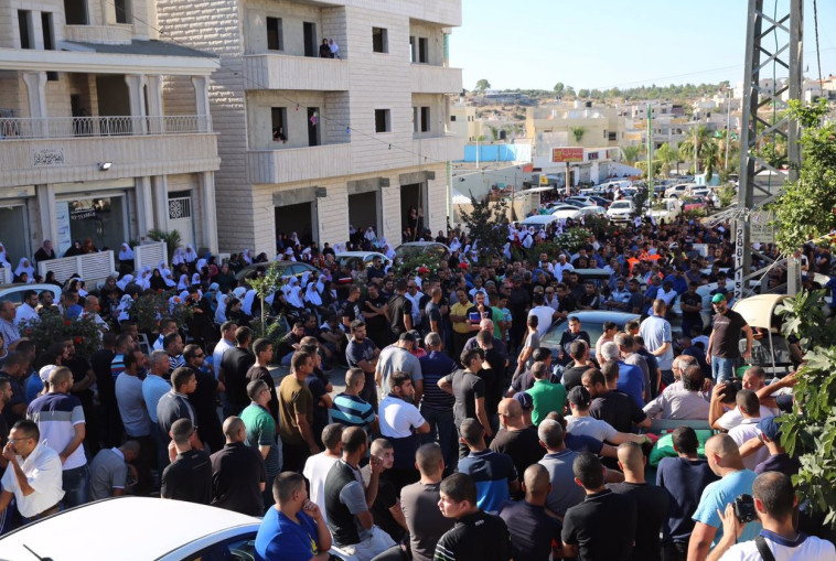 אלפים הגיעו ללוות את מוחמד טהה בדרכו האחרונה