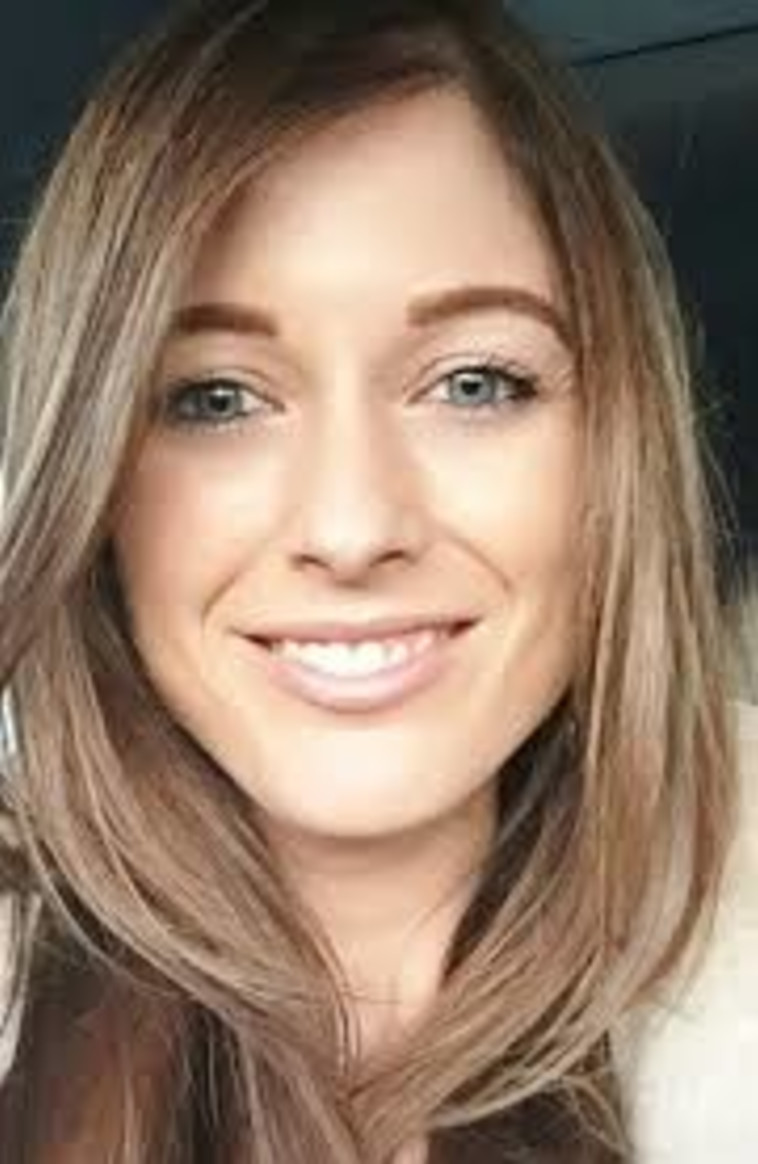 לא תוכל לעסוק בתחום לפחות שנה כיוון שניצלה מינית מטופל שלה. ברוק לנדר. טוויטר