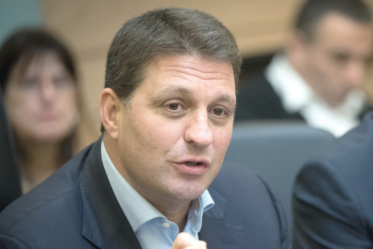 &quot;לפעול נגד הגזירה&quot;. חיים ביבס, צילום: יונתן זינדל, פלאש 90