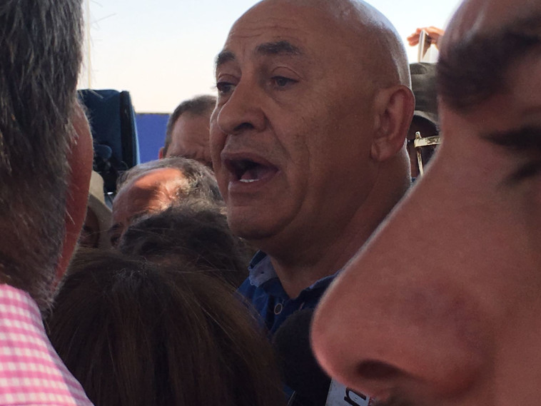 &quot;מורי וידידי&quot;. ראטס לפני כניסתו לכלא, הבוקר