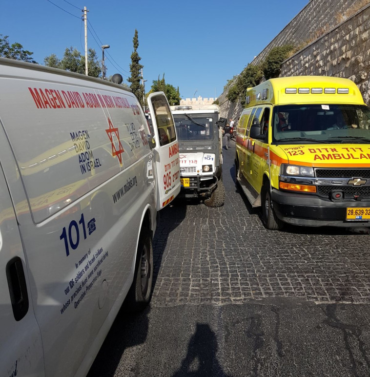 אזור הפיגוע בשער האריות. צילום: מד&quot;א