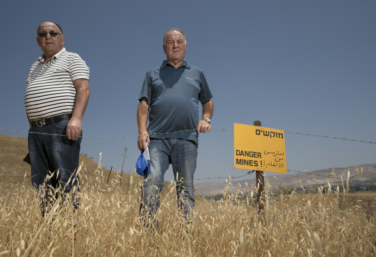 יעקב ויגאל כל טוב. &quot;איפה הפינה שלנו?&quot;. צילום: יוסי אלוני