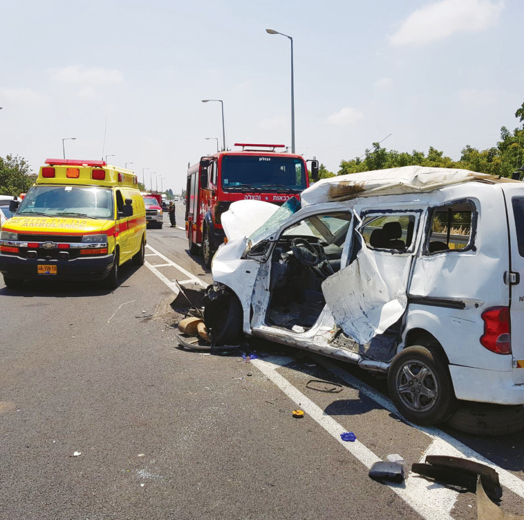תאונה בצפון. צילום: אלון קוצ'י