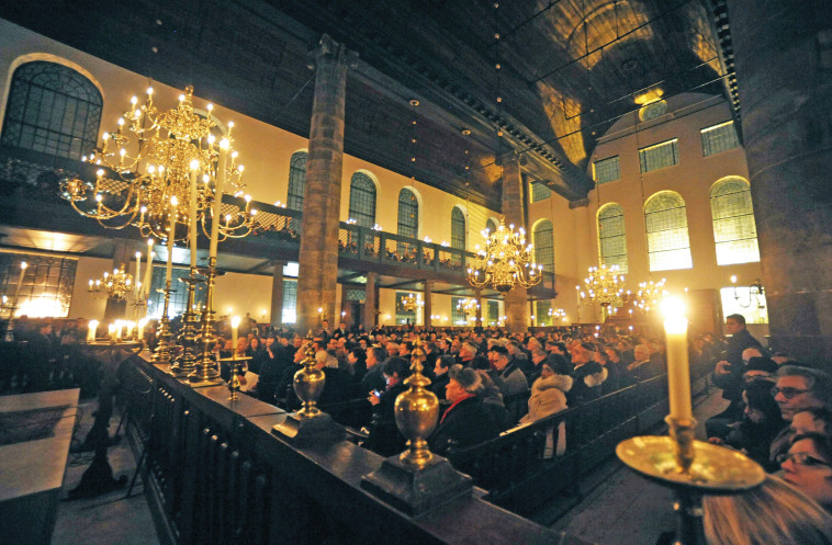 בית הכנסת הפורטוגלי באמסטרדם. צילום: עמוס בן גרשום, לע&quot;מ