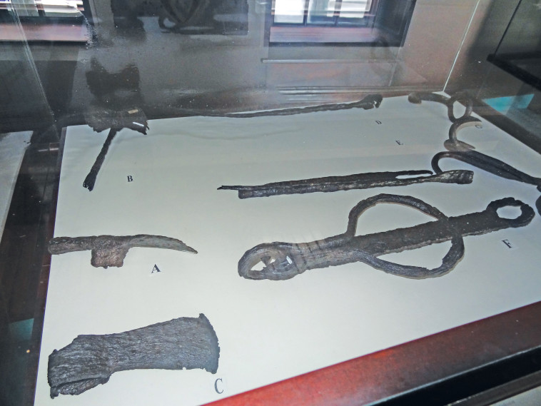 קבר של פיראטים יהודים בג'מייקה. צילום: ג'סיקה אנטולה