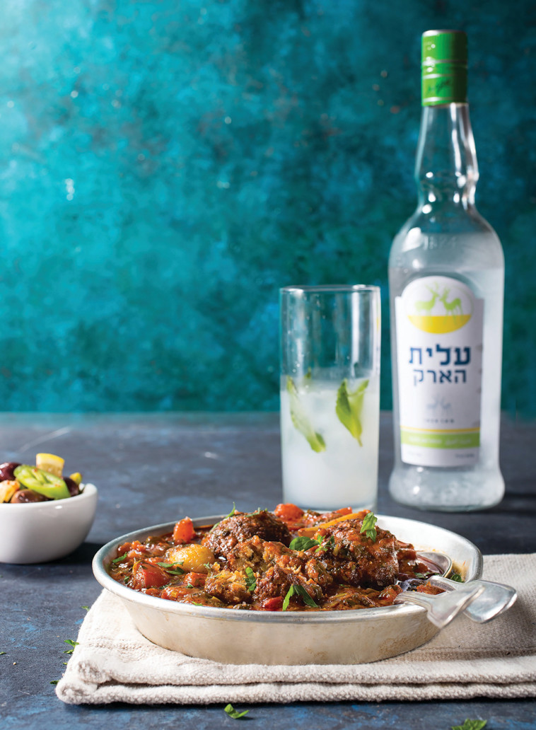 קציצות דג לוקוס ברוטב ערק. צילום: שרית גופן