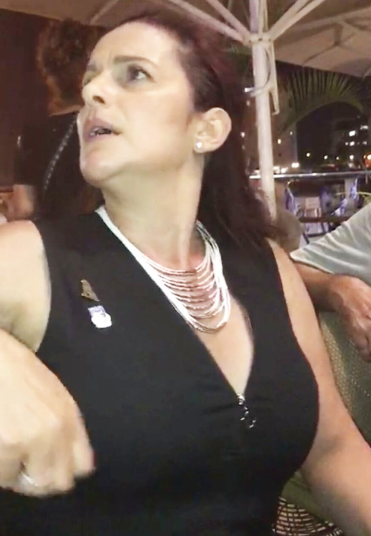 אורי נחמן. &quot;מתי יש לנתניהו זמן להתפנות לאזרחים עם כל הפרשיות הללו?&quot; צילום מסך