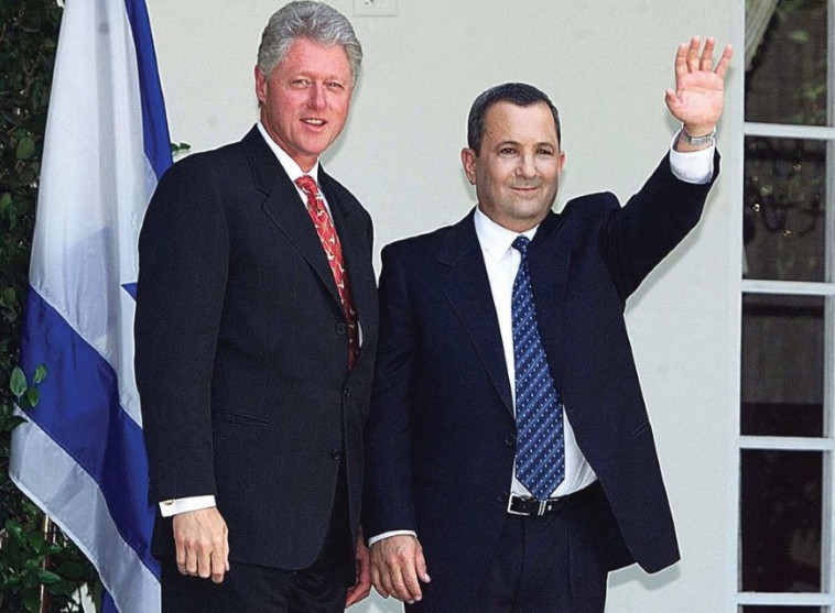 אהוד ברק וביל קלינטון. צילום: לע"מ אהוד ברק וביל קלינטון. צילום: לע"מ
