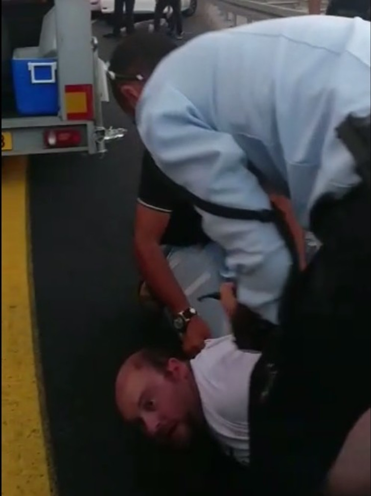 אלימות בהפגנת הנכים. צילום: מטה מאבק הנכים