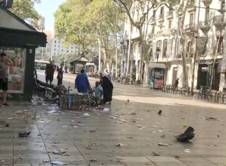 זירת הפיגוע בברצלונה. צילום: רויטרס