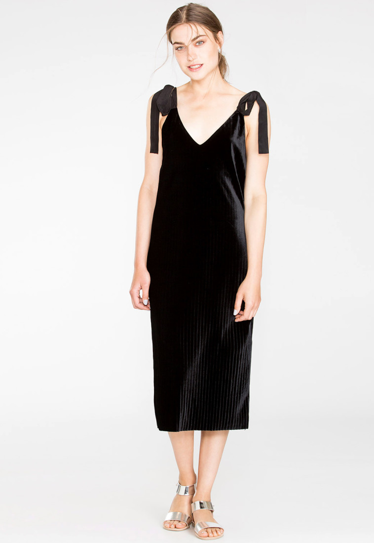 599 שקל. PAPER לסטורי