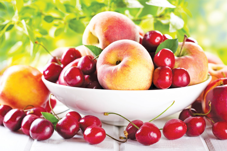 מומלץ לאכול טריים ובשלמותם. פירות, צילום ארכיון: אינג אימג'