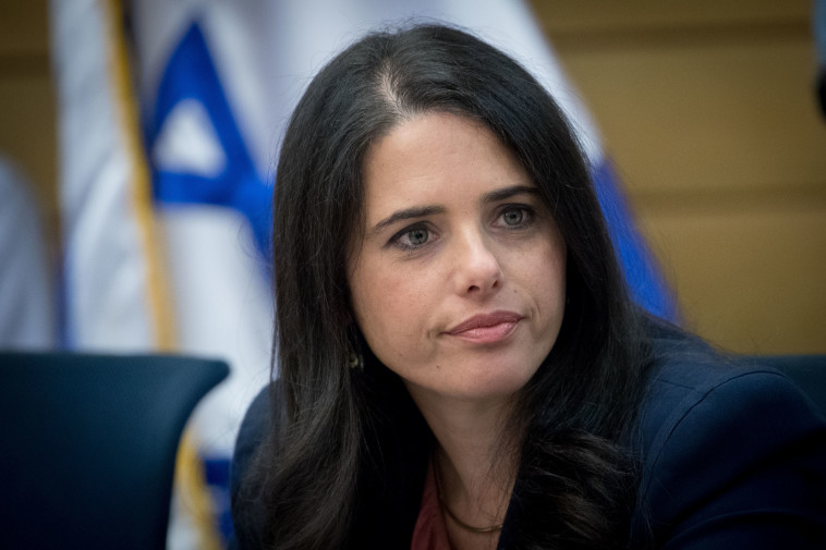 השרה שקד. מובילה ניסיון להצר את צעדיו של ביהמ"ש העליון. צילום: יונתן זינדל, פלאש 90 השרה שקד. מובילה ניסיון להצר את צעדיו של ביהמ"ש העליון. צילום: יונתן זינדל, פלאש 90