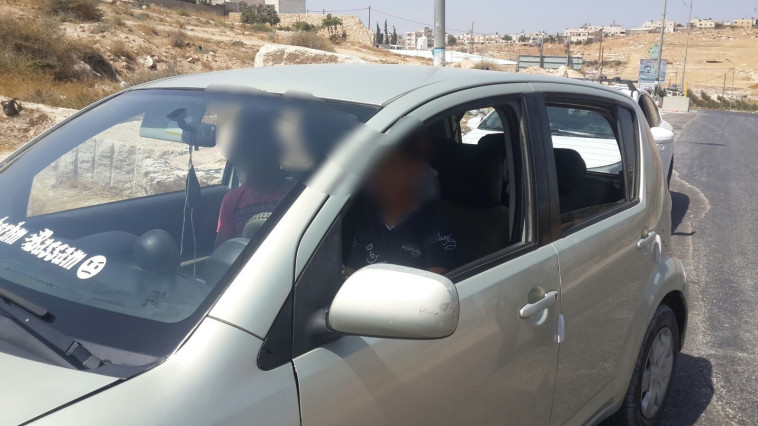בן ה-12 נוהג ברכב. צילום: דוברות המשטרה