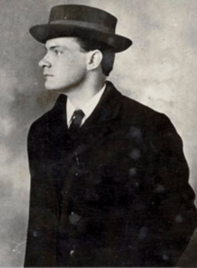 פטריק פירס. טוויטר