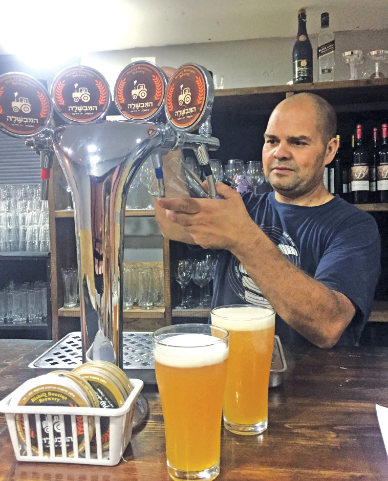 בירה צוננת לצד בשרים